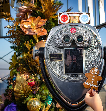 Holidays at the Empire State Building 